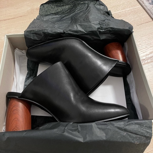 OAK + FORT Shoes - Mules